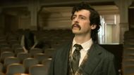 Anthony Boyle in Manhunt | Image via YouTube/Apple TV